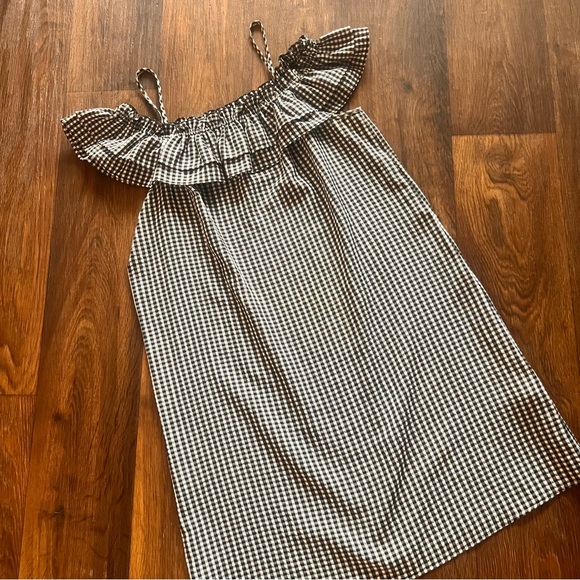 H&M Off The Shoulder Checked Dress - Picture 3 of 11
